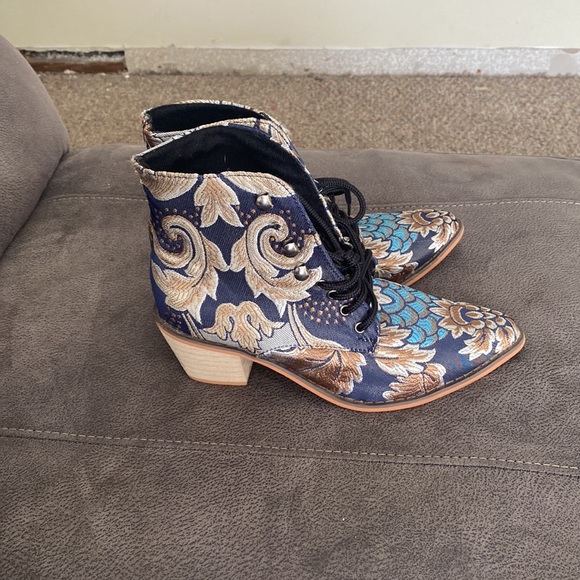 Vintage boots - Picture 2 of 2